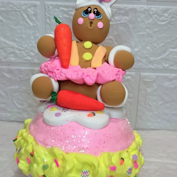 Easter Gingerbread Macaroon, Fake bake, Easter Bunny, Photo Prop, Easter Decor - Picture 3 of 7